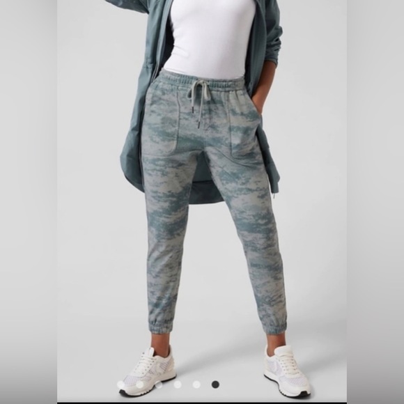 Athleta farallon printed jogger - Picture 1 of 7